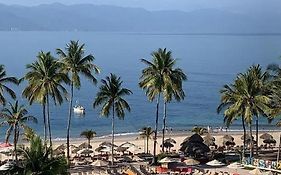 Torre Condomar Puerto Vallarta