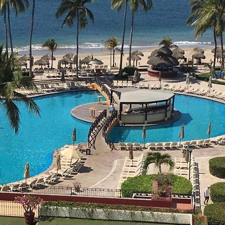 Torre Condomar By Vrhost Puerto Vallarta Exterior photo