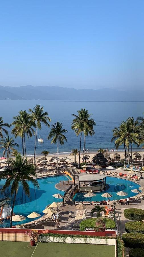 Torre Condomar By Vrhost Puerto Vallarta Exterior photo